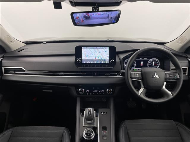 アウトランダーPHEV2.4 G 4WD