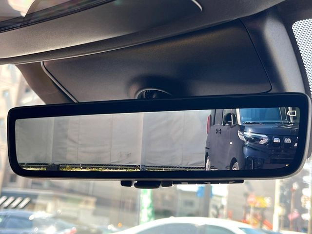 �y�f�W�^���C���i�[�~���[�z��Ȃ̑傫�ȉו��⓯��҂Ō�����m�F���Â炢���ł����S!�J�������B�e�����ԗ�����̉f�������[���~���[���ɕ\���B�N���A�Ȏ��E�ŏ󋵂̊m�F���\�ł�!