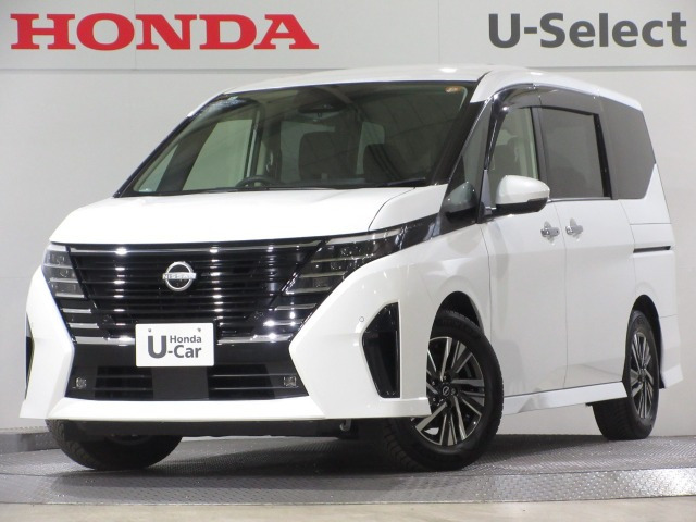 セレナ1.4 e-POWER ハイウェイスターV