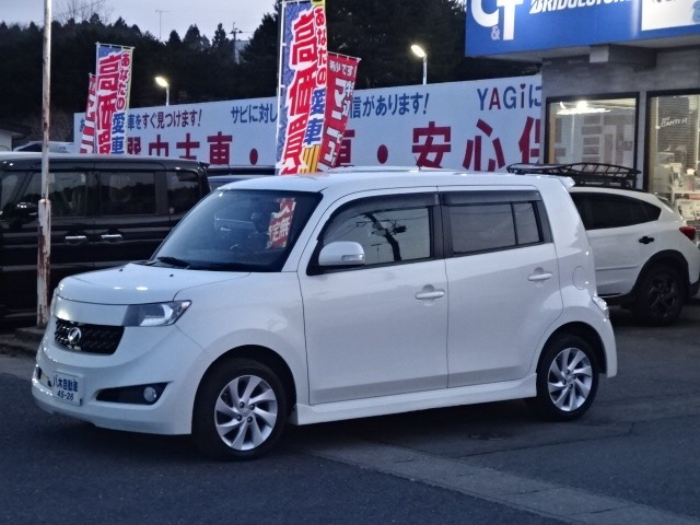 bB1.3 Z エアロ パッケージ 4WD