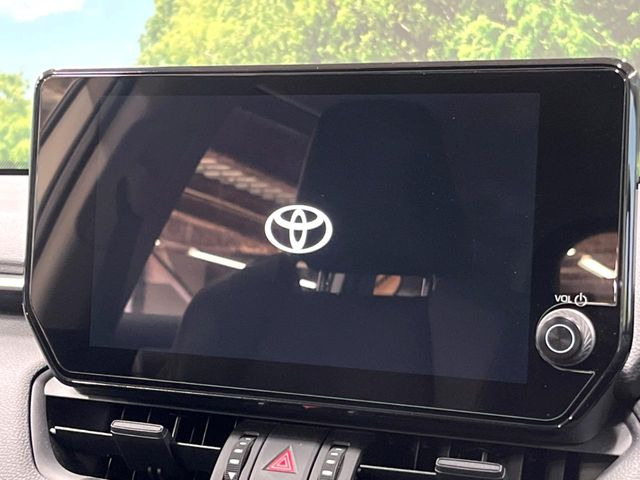 【10.5インチナビ】高級感とインパクトのある大画面ナビを装備。各種オーディオ操作はもちろん、スマホ連携もできる利便性の高いナビです♪