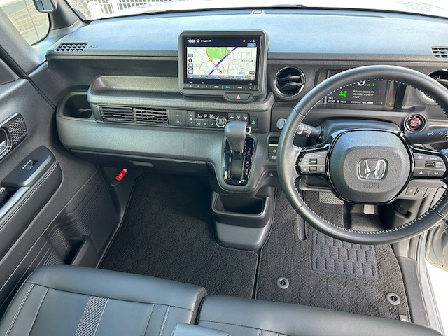 N-BOXカスタムコーディネートスタイル モノトーン