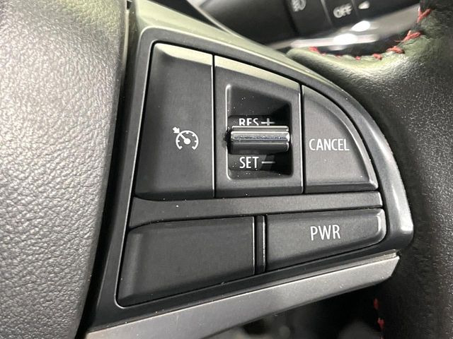 �y�N���[�Y�R���g���[���z�������H�����N���N���s�B�A�N�Z���𗣂��Ă���葬�x�ő��s���ł��A�������^�]���̕��S���y��!�����E�������ȒP�ȃX�C�b�`����Œ����ł��܂��B