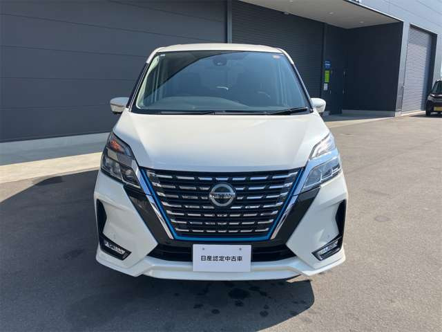 セレナ1.2 e-POWER ハイウェイスターV