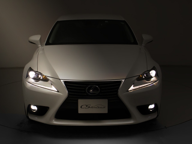 �t�����g�r���[�̑��݊���������������!!�w�b�h���C�g�͎��E�ǍD�̃��C�g�A����Ƀt�H�O���C�g���ځB�f�U�C�����������̂������ł��B