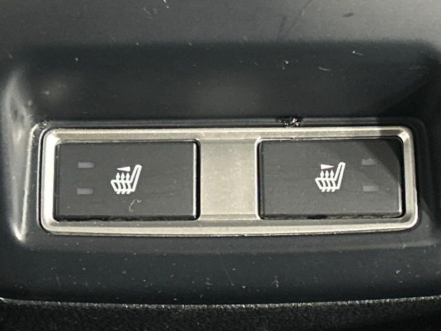 �y��ȃV�[�g�q�[�^�[�z�������ɏd�󂷂�V�[�g�q�[�^�[����Ȃɂ�����!�G�A�R����葁�����܂��Ă����̂Ŋ�����̐l�����S�ł��ˁ�G�A�R���̉����͊������邩����A�Ƃ������ɂ����������߂ł��B