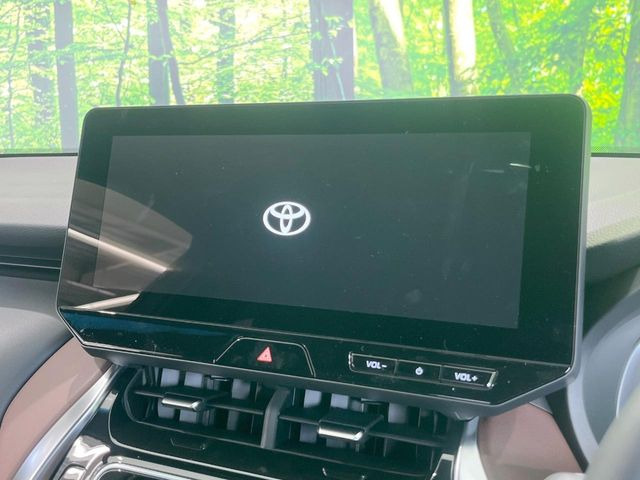 �y�����i�r�z�l�C�̏����i�r�𑕔����Ă���܂��B�i�r�̎g���₷���͂������A�I�[�f�B�I�@�\���[��!�L�����v�◷�s�͂������A�ʋ΂┃�����ȂǕ��i�̃h���C�u���y�����Ȃ�͂���