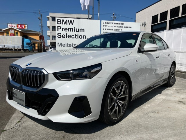 5シリーズセダン523d xドライブ Mスポーツ 4WD