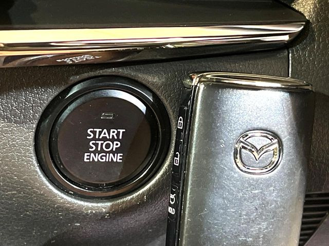 �y�A�h�o���X�g�L�[�z�J�o����|�P�b�g�ɓ��ꂽ�܂܂ł��h�A�̎{���E�������\�ȃX�}�[�g�L�[�𑕔��B�G���W���̃I���E�I�t�����J�M�����o���K�v����������Ƃ��Ă��֗��ł���