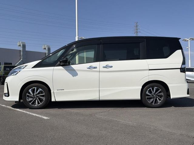 セレナ2.0 ハイウェイスターV