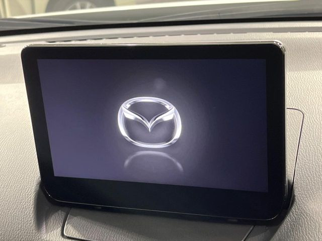 �y�����i�r�z�l�C�̏����i�r�𑕔����Ă���܂��B�i�r�̎g���₷���͂������A�I�[�f�B�I�@�\���[��!�L�����v�◷�s�͂������A�ʋ΂┃�����ȂǕ��i�̃h���C�u���y�����Ȃ�͂���