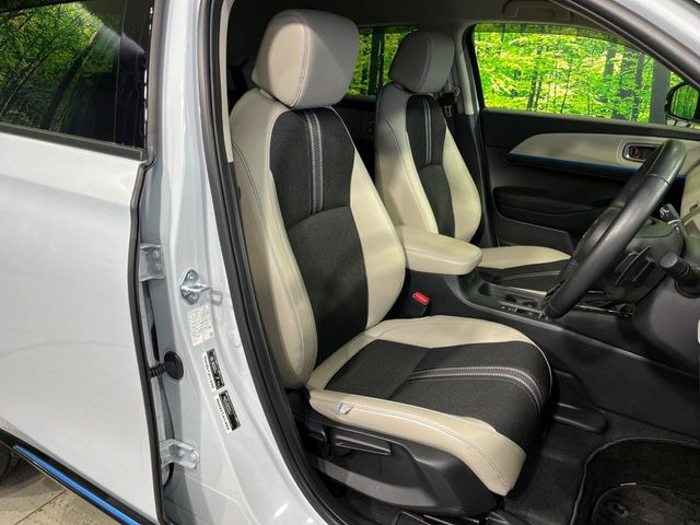 �y�n�[�t���U�[�V�[�g�z�������ƍ���S�n�𗼗������l�C�̃V�[�g���w�ʁE���ʂ̃t�@�u���b�N�f�ނ́A�ʋC���̗ǂ��⊊��ɂ����ɗD��Ă��܂��B�C���╞���ɍ��E���ꂸ���K�ɂ���肢�������܂��B