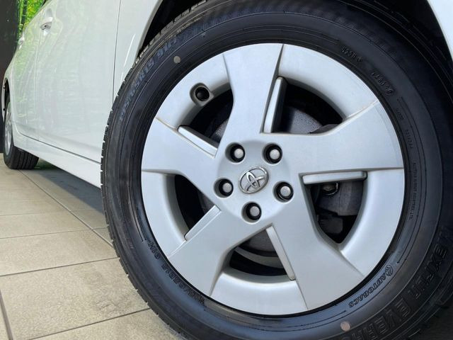 �y����15�C���`�A���~�z�C�[���z�O�ςɃ}�b�`���������A���~�z�C�[���𑕒����Ă���܂��B�e��ЊO�A���~�z�C�[����A�X�^�b�h���X�^�C�����戵�����Ă���܂��B���񂲑��k����������
