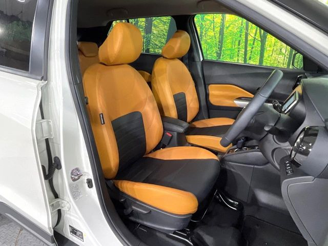 【シートヒーター】寒い日に重宝するシートヒーター!エアコンより早く温まってくれるので寒がりの人も安心ですね♪エアコンの温風は乾燥するから苦手、という方にもをおすすめです。