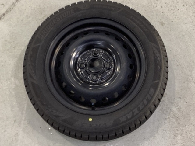 N-ONEオリジナル スタイルプラス アーバン 4WD