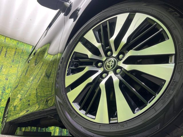 �y����18�C���`�A���~�z�C�[���z�O�ςɃ}�b�`���������A���~�z�C�[���𑕒����Ă���܂��B�e��ЊO�A���~�z�C�[����A�X�^�b�h���X�^�C�����戵�����Ă���܂��B���񂲑��k����������