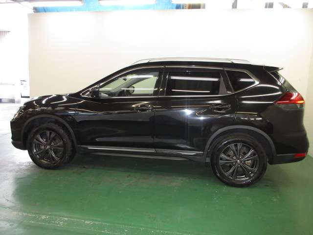 エクストレイル2.0 20Xi