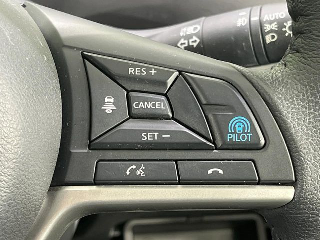 �y�v���p�C���b�g�z�������H�ł̒��������s���y��!!�a�؎��Ə��񑖍s�̃V�[���ŁA�A�N�Z���E�u���[�L�E�X�e�A�����O�������Ő��䂵�A�������^�]�̕��S���y�����Ă���܂���