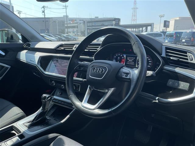 Q335 TFSI アドバンスド