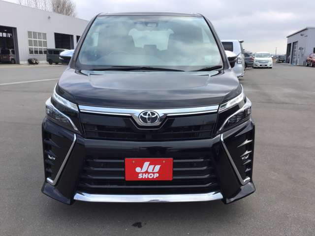 ヴォクシー2.0 ZS 煌III 4WD