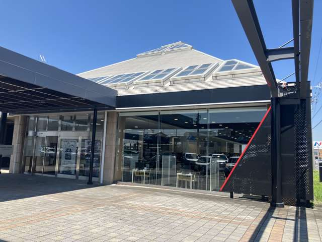 アウトランダーPHEV2.0 G プレミアムパッケージ 4WD