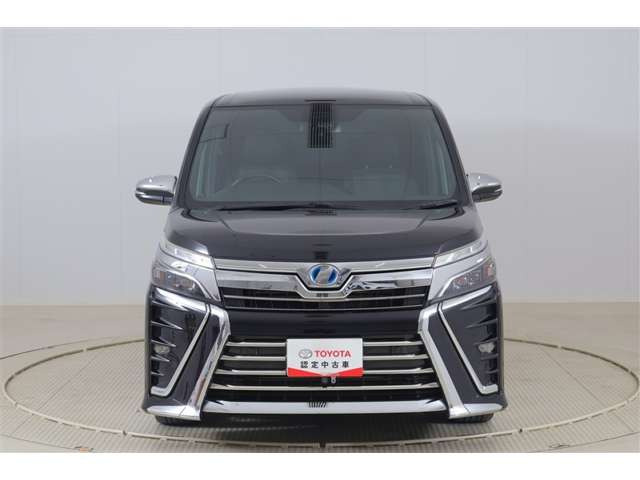 ヴォクシー1.8 ハイブリッド ZS 煌II