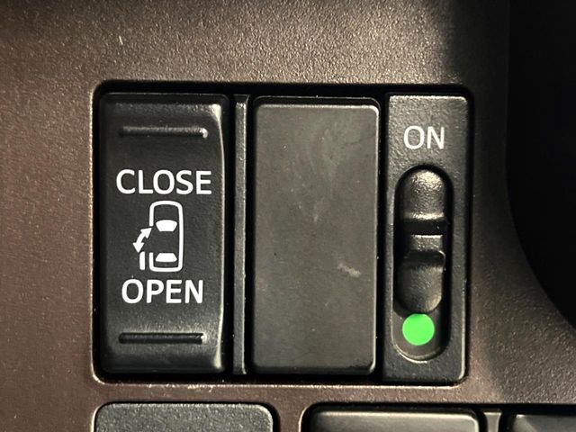 �y�p���[�X���C�h�h�A�z�X�}�[�g�L�[��^�]�Ȃ̃X�C�b�`�ŃX���C�h�h�A�̊J���\���d��������͂����ăh�A���J����K�v�������A���������q�l�ł��A�d���ו��������Ă��鎞�����N�ɊJ���߂ł��܂���