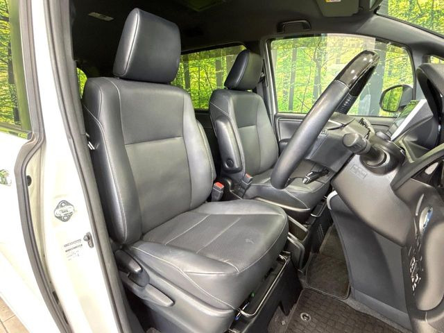 �y���烌�U�[�V�[�g�z����̂ӂ���肪�e�ՂŃ����e�i���X�����ȒP�ȁA�@�\���ɗD��鍇����v���̗p�����㎿�ȃV�[�g�ł��B����S�n���悭�A���������ӂ��S�n�ǂ��ԓ���Ԃ����o���Ă���܂��B