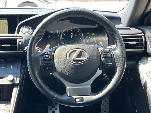 �y�����v�����X�e�A�����O�z�㎿�Ȋv���g�p���邱�ƂŁA��ɂ����������݂ƂĂ��^�]���₷���n���h���ł���