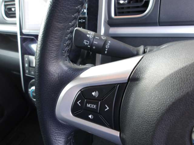 �֗��ȃX�e�A�����O�X�C�b�`�t��