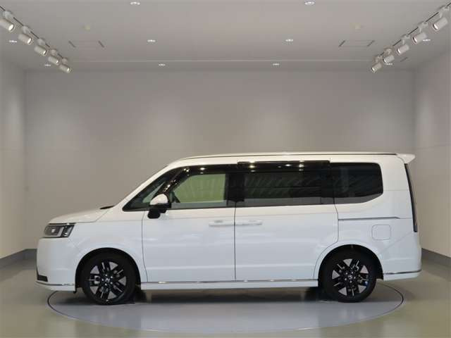 ステップワゴン2.0 e:HEV スパーダ