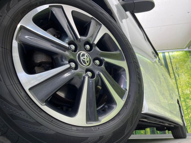 �y����16�C���`�A���~�z�C�[���z�O�ςɃ}�b�`���������A���~�z�C�[���𑕒����Ă���܂��B�e��ЊO�A���~�z�C�[����A�X�^�b�h���X�^�C�����戵�����Ă���܂��B���񂲑��k����������