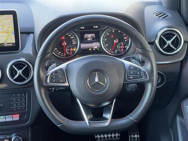 BクラスB250 4マティック スポーツ 4WD