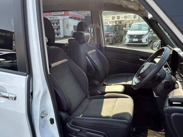 セレナ2.0 ハイウェイスターV 4WD