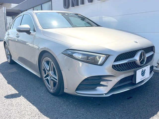 ●無料付帯の保証の他、安心の最長3年・走行無制限保証(有償)をご用意。輸入車を安心してお楽しみいただける様、保証内容も充実はもちろん、無料点検&オイル交換やロードサービスも付帯しております。