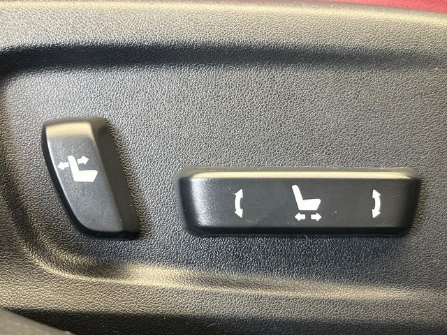 �y�p���[�V�[�g�z�X�C�b�`��ŊȒP�ɃV�[�g�̔��������\!�d��������͂�����܂���!���K�ȃV�[�g�|�W�V�����ɃZ�b�g���āA���K�ȃh���C�u�����y���݂��������B