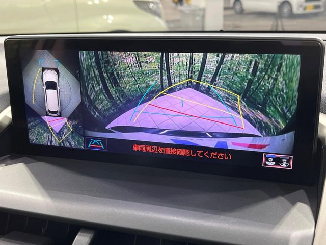 �y�p�m���~�b�N�r���[���j�^�[�z��p�̃J�����ɂ��A�ォ�猩���낵���悤�Ȏ��_��360�x�N���}�̎��͂��m�F���邱�Ƃ��ł��܂������p�������m�F���₷���A�����ꏊ�ł̐؂�Ԃ��⒓�Ԃ��X���[�Y�ɍs���܂��B