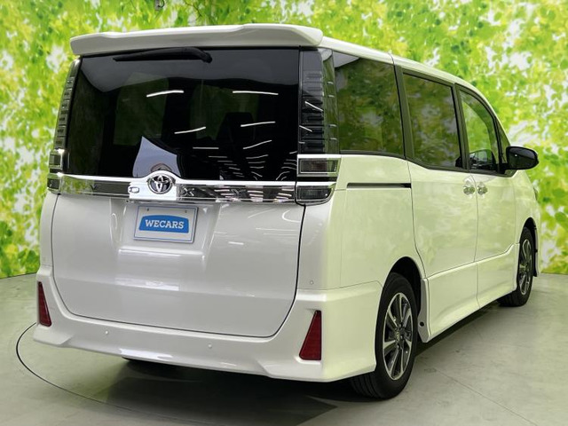 ヴォクシー2.0 ZS 煌III