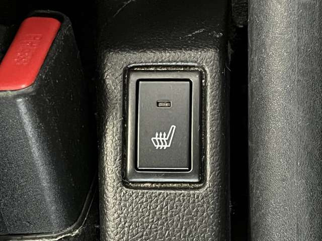 ����ȑ��V�[�g�q�[�^�[�ō��ȃ|�J�|�J!