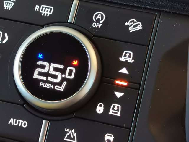 ディフェンダー110 X ダイナミック HSE 3.0L D300 ディーゼル 4WD