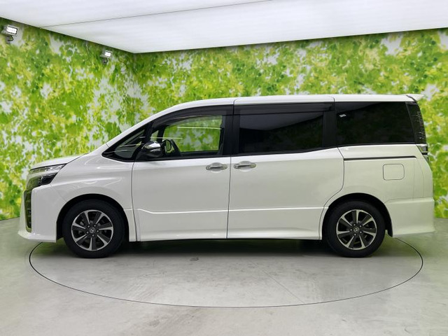 ヴォクシー2.0 ZS 煌III