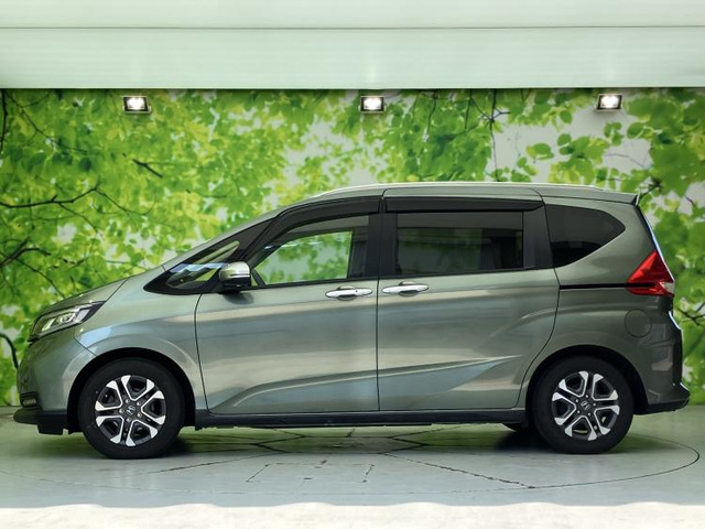 フリード+1.5 クロスター ホンダセンシング