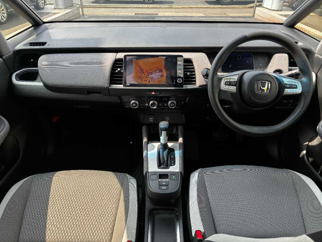 フィット1.5 e:HEV クロスター