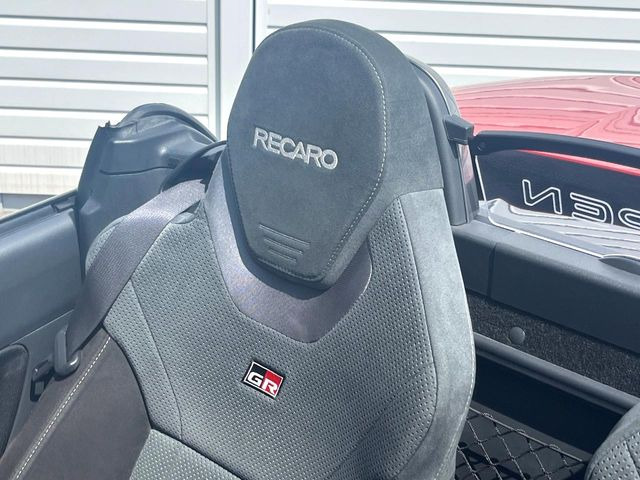 �yRECARO���o�P�b�g�V�[�g�z�l�ԍH�w�Ɋ�Â����ʈ����z�ɂ���č��ւ̕��S�Ⓑ���ԉ^�]���̔�J�������y������ڂŃ��J���Ƃ킩��X�|�[�e�B�ȃ��b�N�X�������ł��B