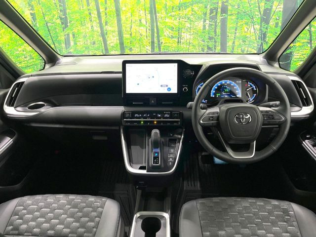 ヴォクシー1.8 ハイブリッド S-Z