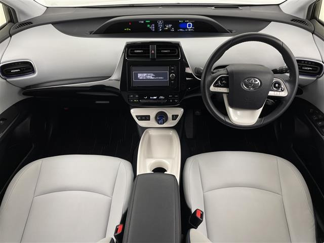 プリウス1.8 A ツーリングセレクション