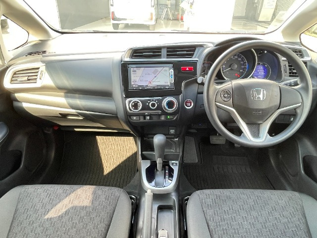 フィット1.3 13G Fパッケージ