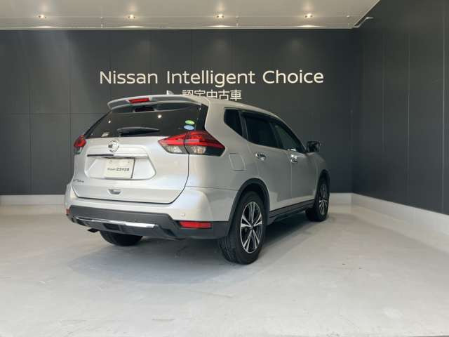 エクストレイル2.0 20Xi