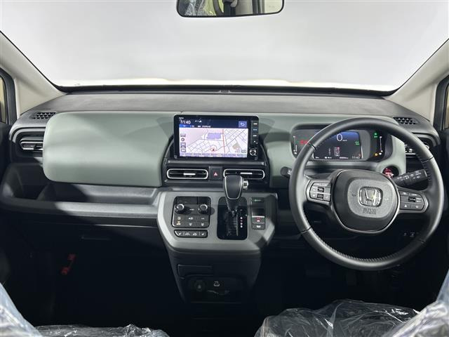 フリード1.5 e:HEV クロスター