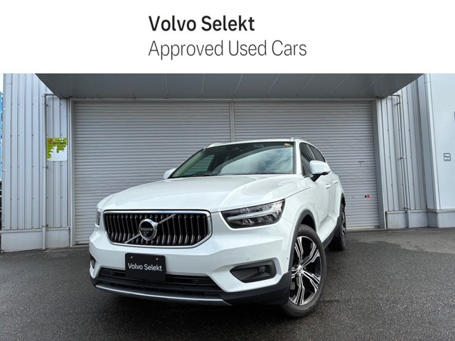 XC40B4 AWD インスクリプション 4WD